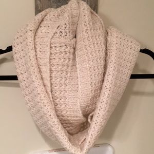 NWT LOFT super soft sparkle infinity scarf